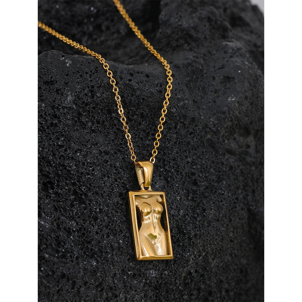 Tessic Body Square Pendant Necklace