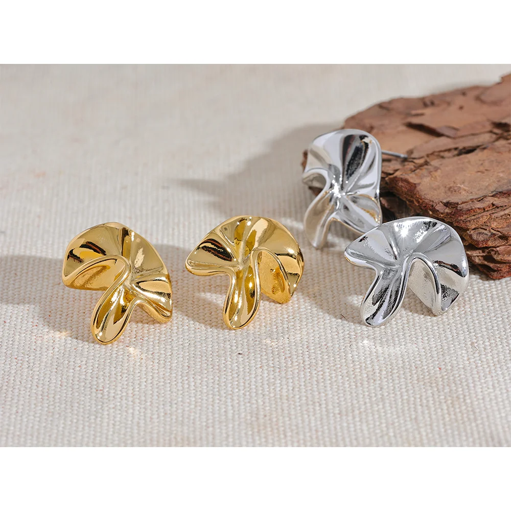 Tessic Irregular Flower Stud Earrings