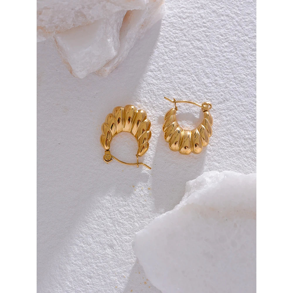 Tessic Croissant Hoop Earrings