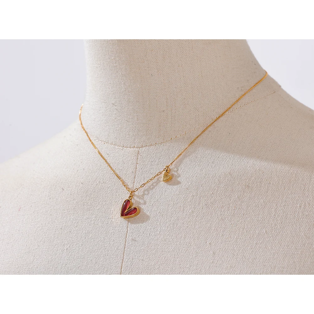 Tessic Double Heart Pendant Necklace