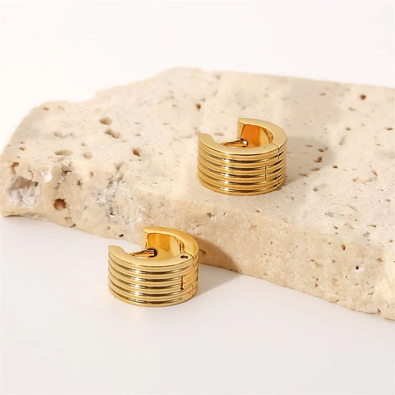 Tessic Ridge Hoop Earrings