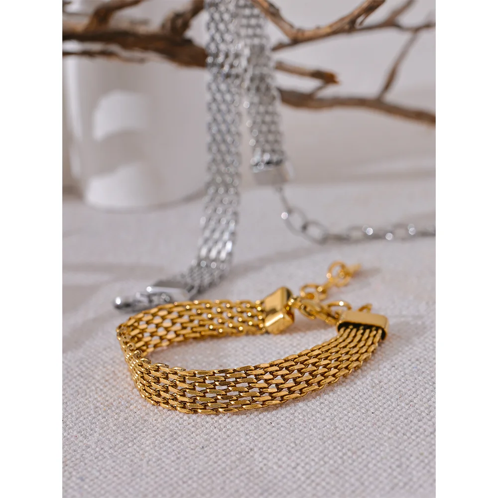 Tessic Gold Mesh Bracelet