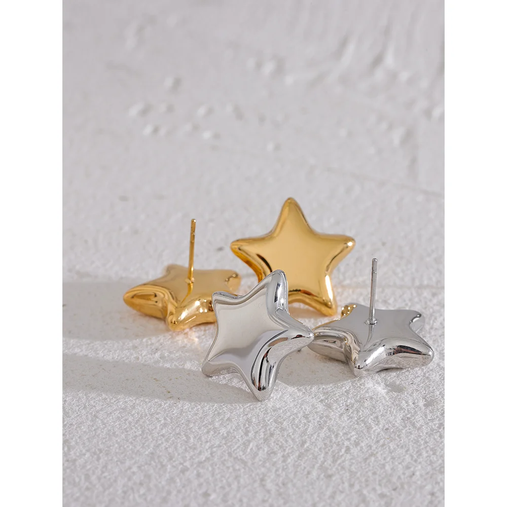 Tessic Star Small Stud Earrings